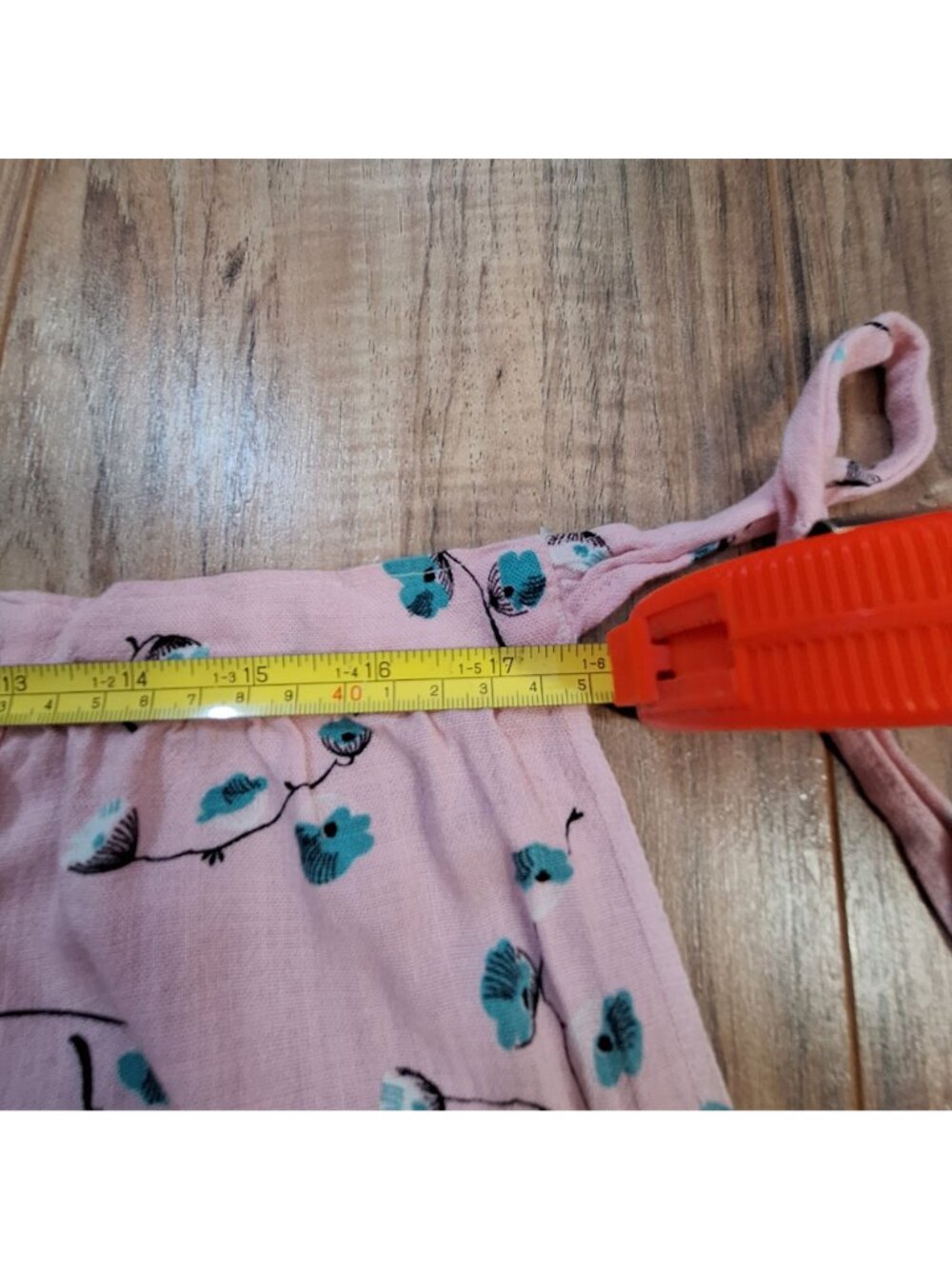 Pink Floral Ruffle Apron Cottage Core - Picture 6 of 7